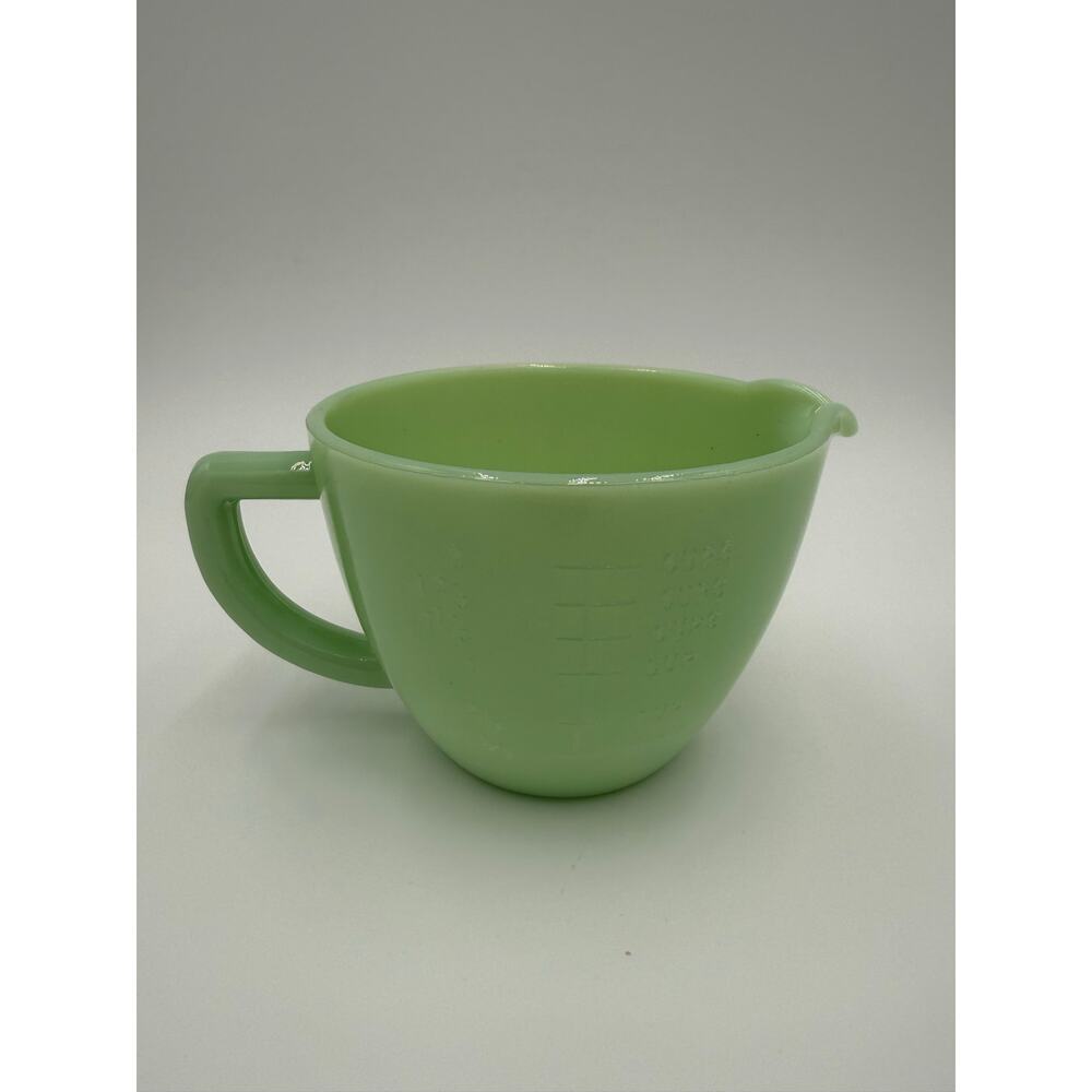 Jadeite Measuring Cup - Picture 2 of 7